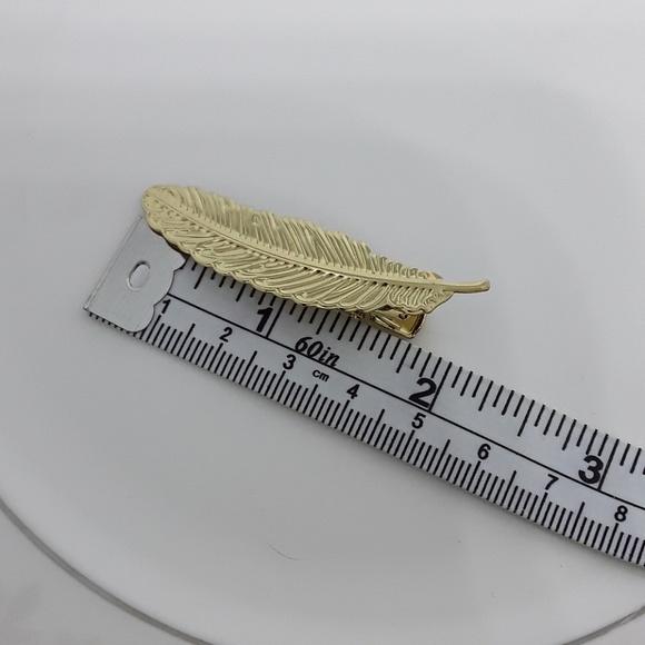 gold boho feather hair clips - Picture 3 of 3